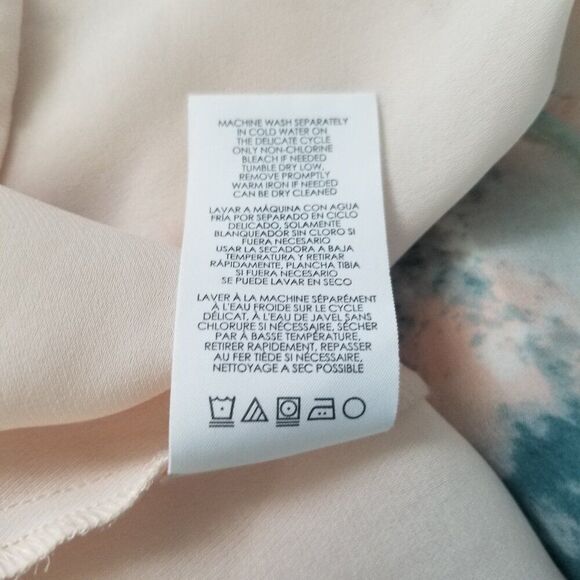 Cabi Artsy Pullover Sleeveless V Neck Tank Top Multicolor Blouse Size md - Picture 2 of 9